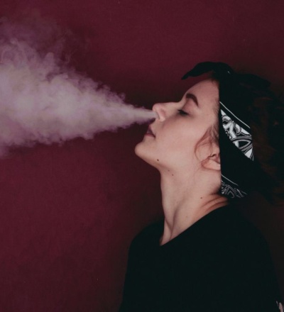 elfbar elfa kaufen Vaping: The Health Risks and How to Quit – HelpGuide.org main image 1