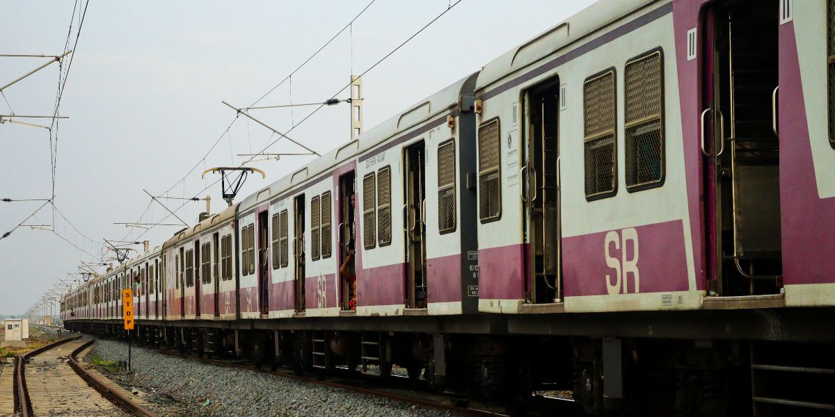 Mumbai local train