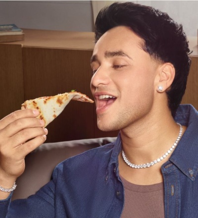Indian cricketer, Abhishek Sharma wearing natural diamond jewellery