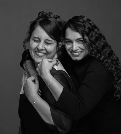 Best friends posing with natural diamonds matching bestie bracelets